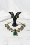 Emerald Green Necklace & Earrings Set – Indian Bridal Jewellery