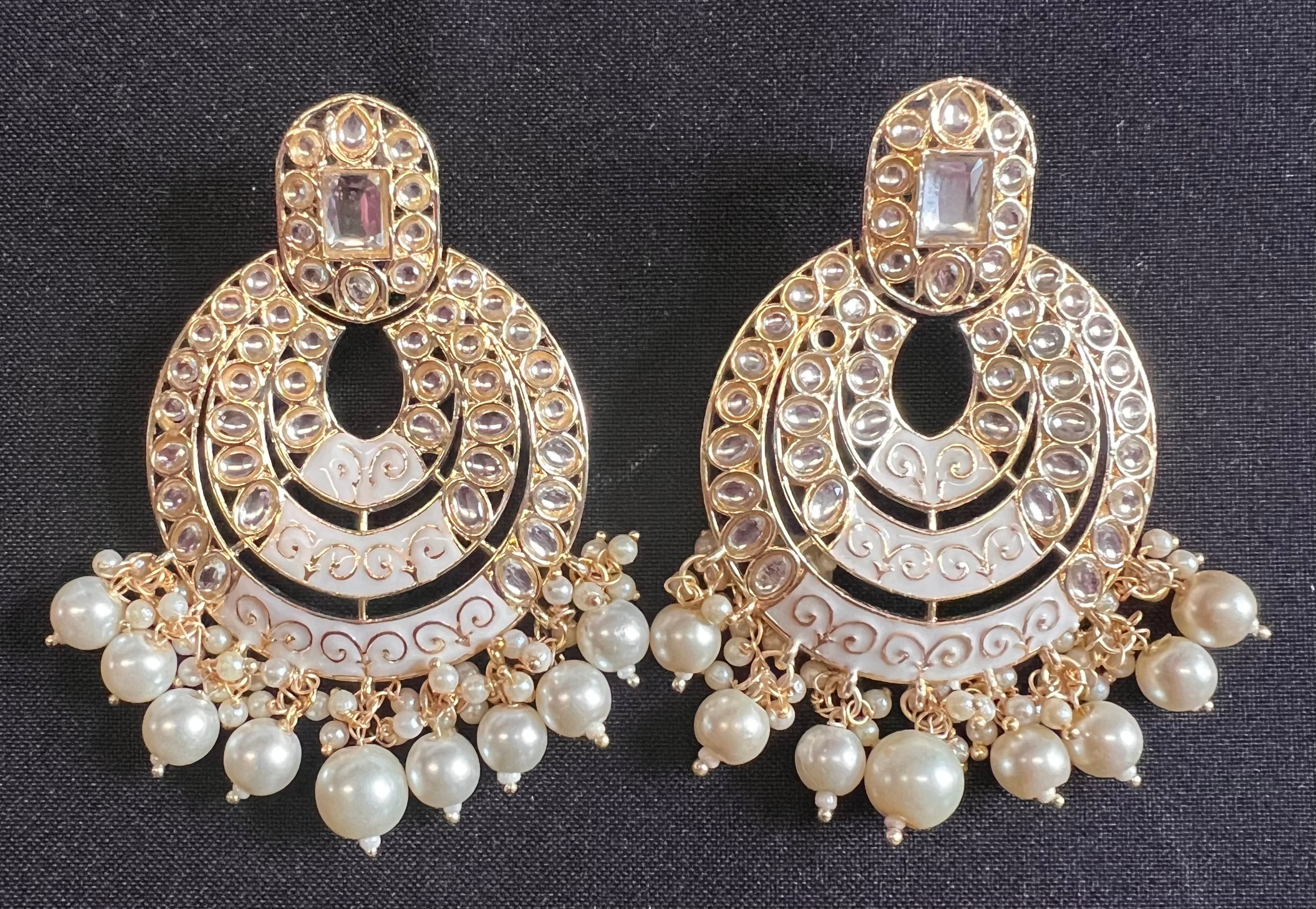 Earings
