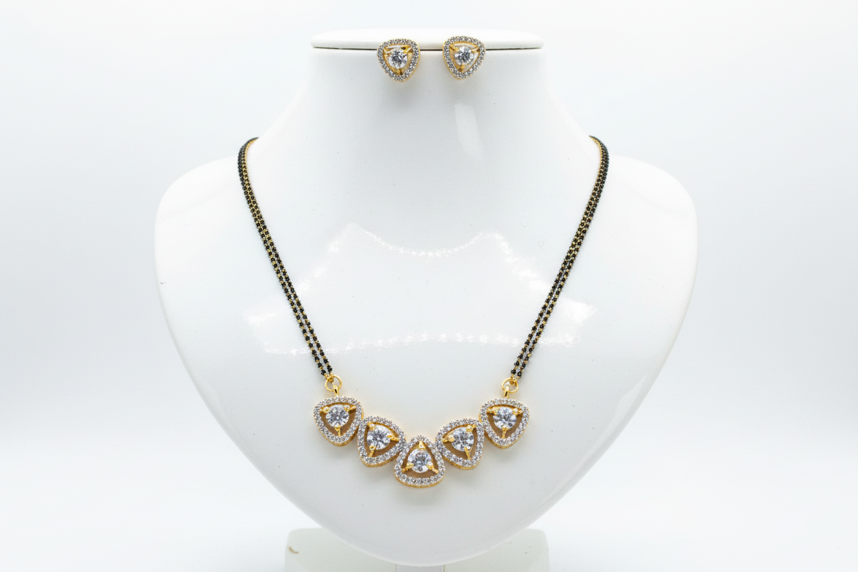 Beautiful Mangalsuter