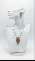 Pendant set