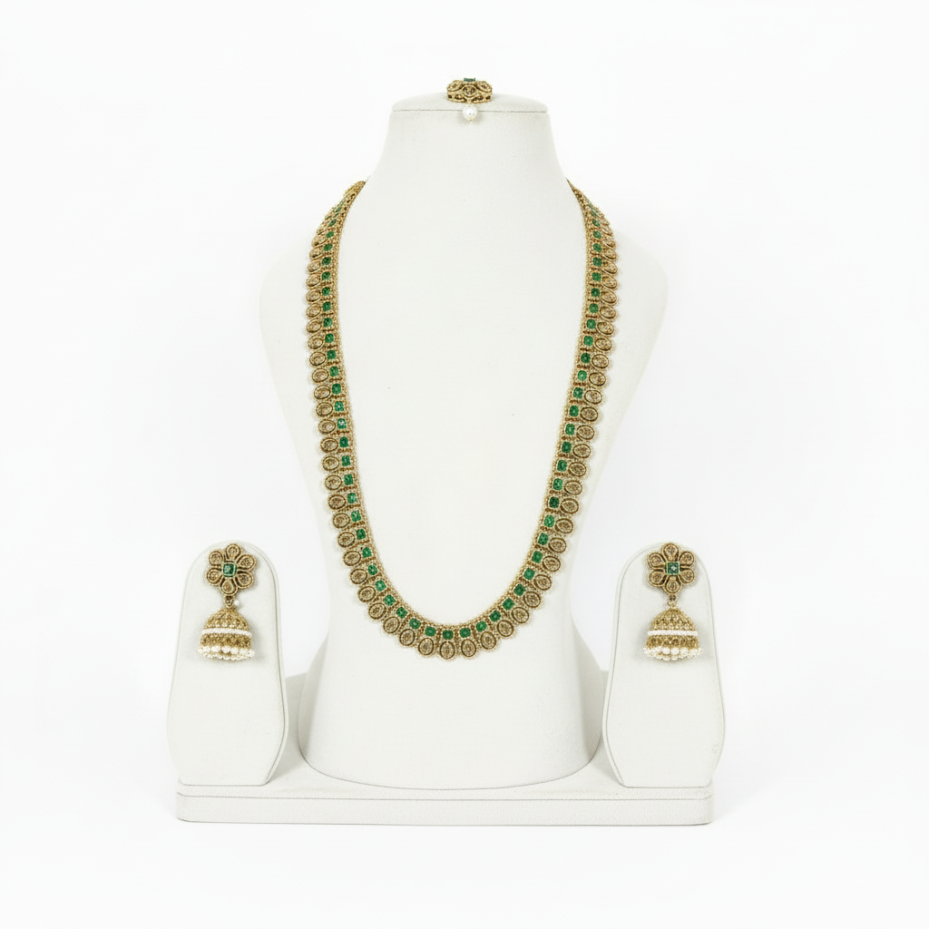 Ranihaar Set with earings and tikka